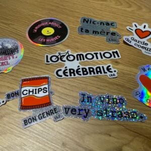 Sticker - Même qu'on bat